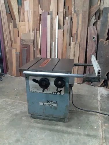 SERRA INVICTA RT31 - MAQUINA PARA MARCENARIA