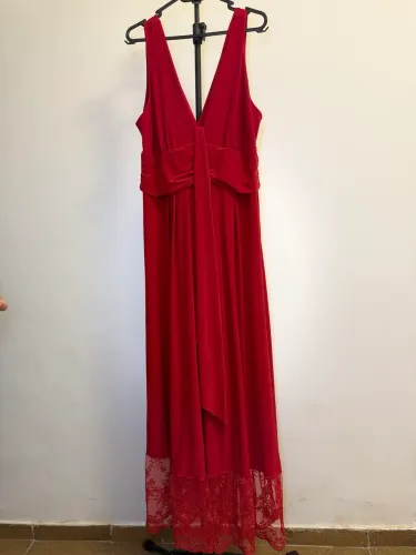 Vestido vermelho de festa