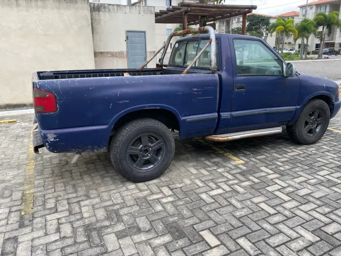 Chevrolet S10 Pick-up Std. 2.2 MPFI / EFI 1995