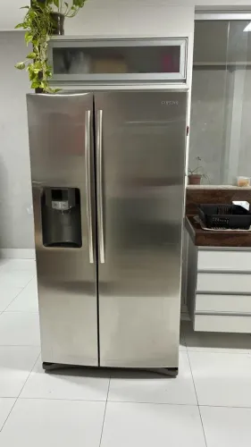 GELADEIRA SIDE BY SIDE