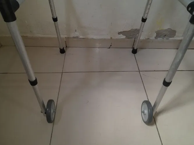 Vendo andador para idoso