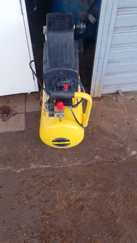Compressor 8,5 pés 30 litros 2 hp