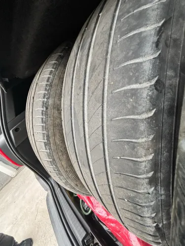 Pneu 215 x 60 R 17 Michelin