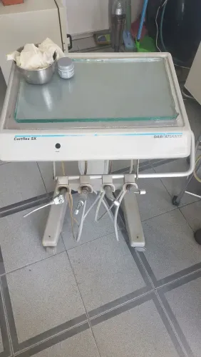 Cadeira de dentista completa Dabi