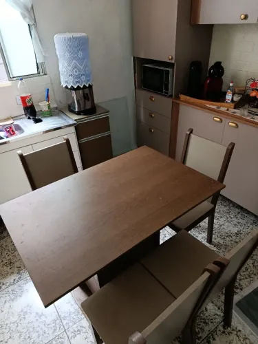 Mesa cm 4 cadeiras