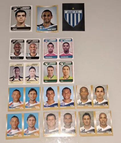 Figurinhas novas com anomalia