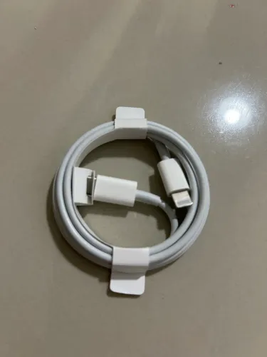Cabo Lightning Apple lacrado original nunca usado