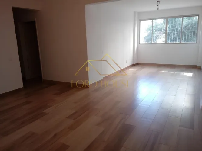 Apartamento à venda com 90m² na Consolação. O imóvel possui 2 quartos e 1 vaga.