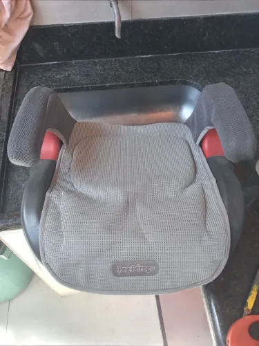 Cadeirinha de carro + acento de elevação!