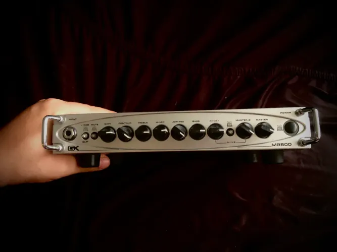Gallien Krueger GK MB500 Bass Amp 500W Compacto e Potente - amplificador cabeçote baixo