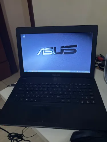Notebook Asus celeron 2gb ram tela 14 (Usado)