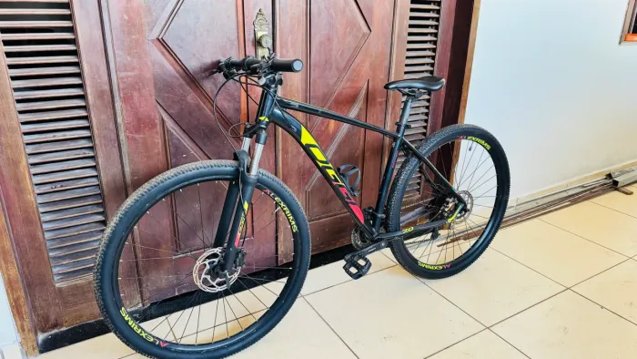 Bicleta OGGI 7.0 (seminova)