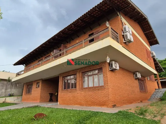 Sobrado à venda em Londrina, Colina Verde, com 6 quartos, com 1000 m²