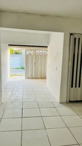 CASA PARA LOCAÇÃO RESIDENCIAL OU COMERCIAL NO ARATURI