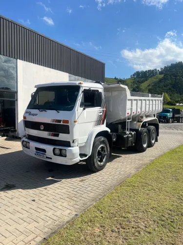 VW 14-140 Caçamba