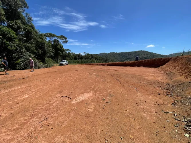 Vendo terreno em Santa Maria de Jetibá