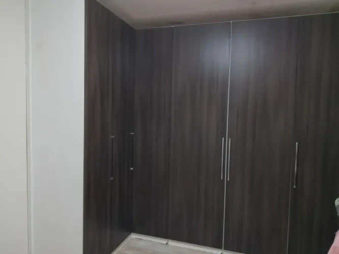 GUARDA ROUPA DE MDF EM L