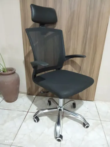 Cadeira em tela