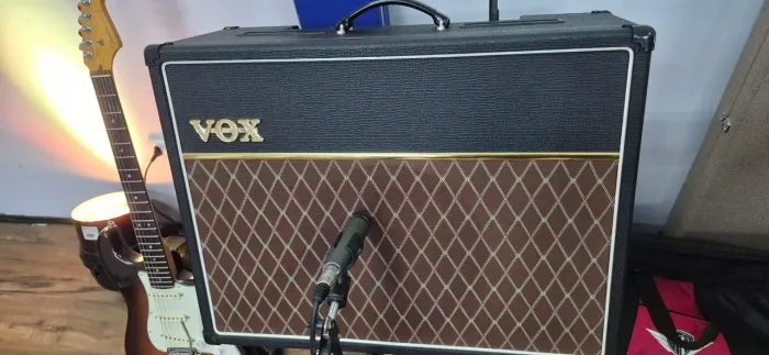 CUBO VOX AC30