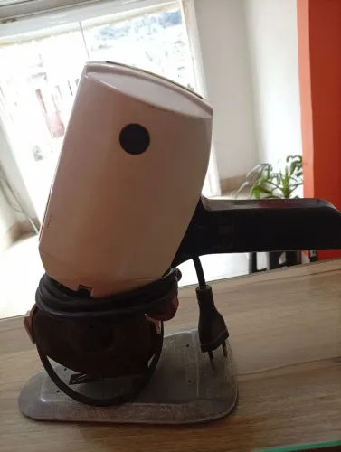 Máquina de cortar tecido