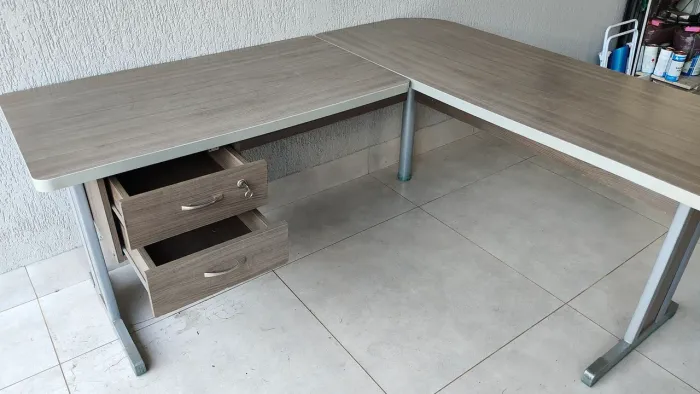 Mesa para escritório - Usada