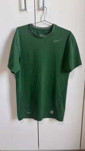 Camiseta térmica Nike Dri-FIT Original Verde Tam M