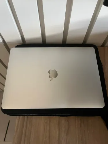 macbook air 2020