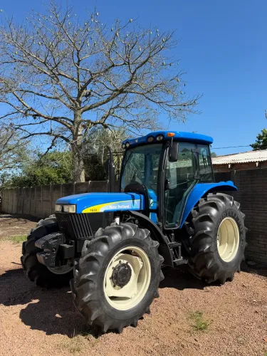 Trator New Holland 7630