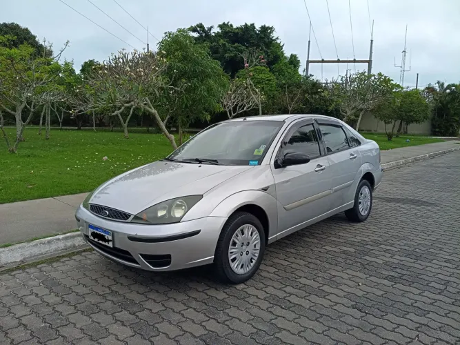 Ford Focus Sedan 1.6/1.6 Flex 8v/16v 4P Mec. 2006
