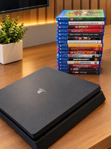 PS4 Slim com jogos