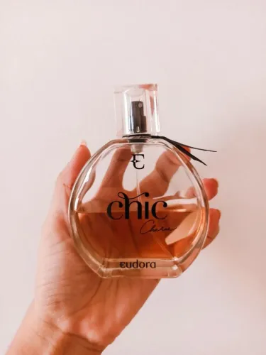 Perfume chic cherie usado algumas vezes