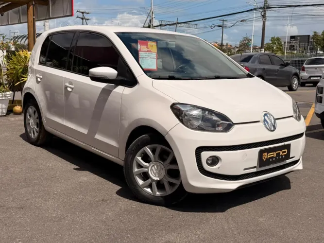 Volkswagen Up! High 1.0 Total Flex 12V 5P 2015