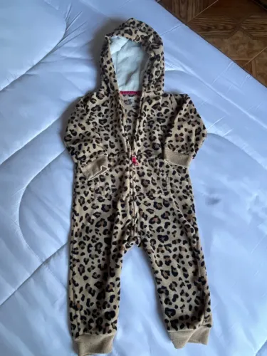 Macacão Carters Feminino 12 meses