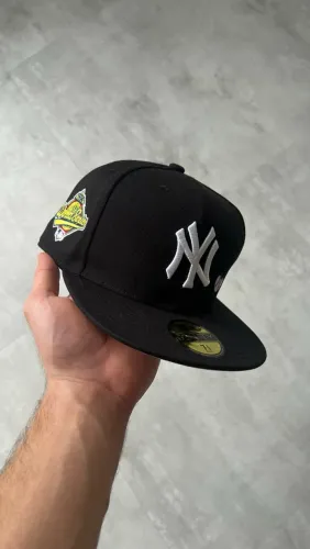 Boné Yankees Clouds Fitted preto