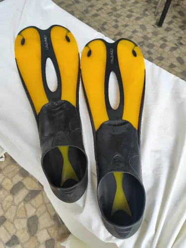 Nadadeira pé de pato