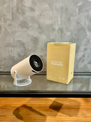 Projetor HY300 Smart - transforme qualquer ambiente em um verdadeiro cinema