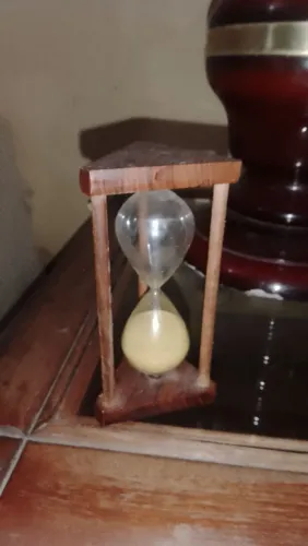 Ampulheta Clássica Funcionando Perfeitamente 