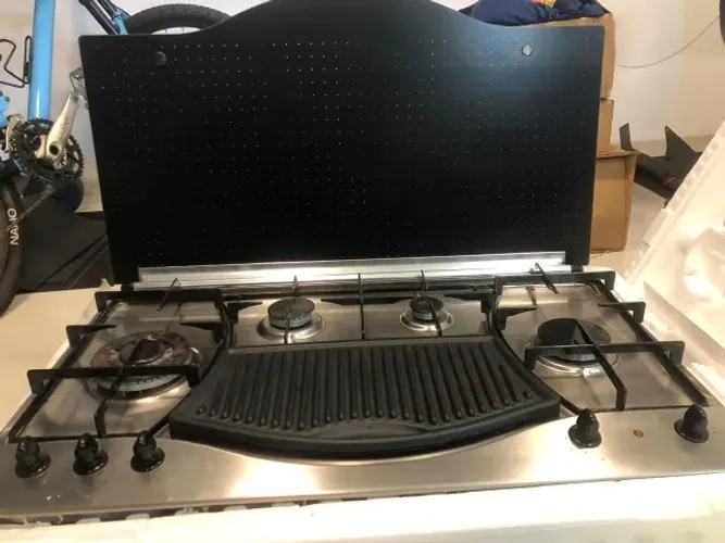 FOGÃO A GÁS COOKTOP ARISTON COM GRILL INOX 4 BOCAS