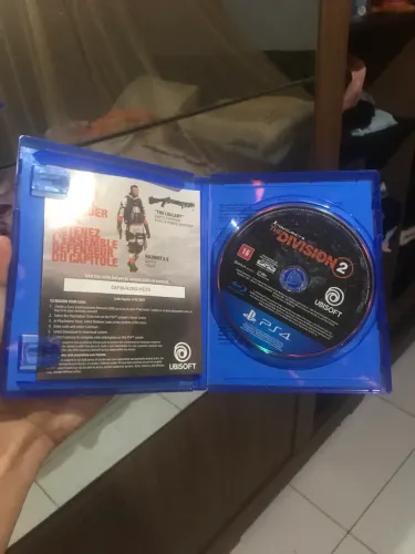 Vendo dois jogos de ps4 ,pra sair ligeiro ! Aceito olx pay