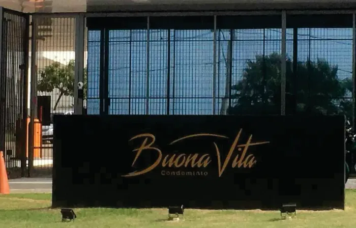 Lote de ilha no Condomínio Buona Vita com 360 m2.