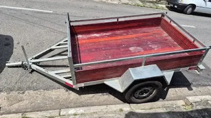 CARRETINHA PARA CARRO, DOCUMENTADA