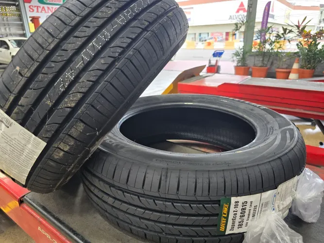 Pneu R15