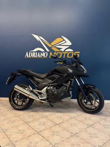 NC 750X 2015 ÚNICO DONO - 29 MIL KM