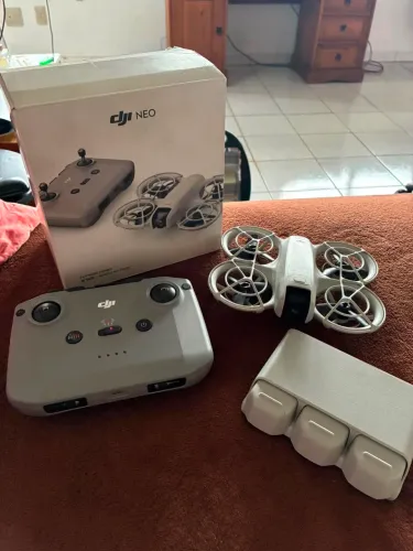 Drone dj neo 