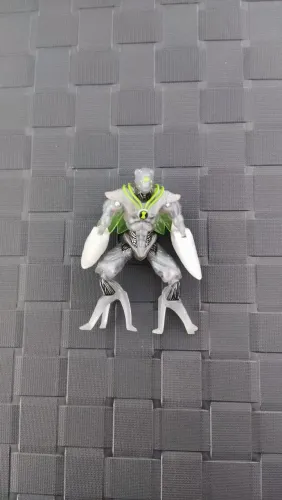 Nanomech Ben 10 Original Bandai Boneco Brinquedo Figura Usado Filme Força Alienígena