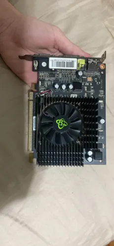 PLACA DE VÍDEO GT 220