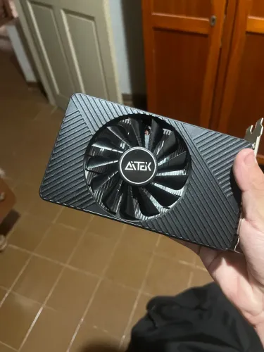 GTX 750 ti semi nova