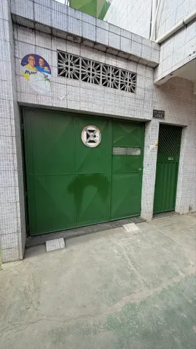 Portão de ferro (chapa) para garagem