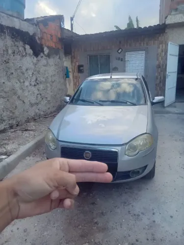 Fiat Siena HLX Dualogic 1.8 MPI Flex 8V 4P 2010