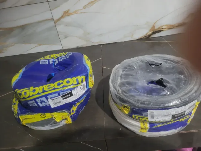 Fios , de boa qualidade , 2/5 mm  , 4 mm , 6 mm 10 mm e barato chama entrgo no terminal 